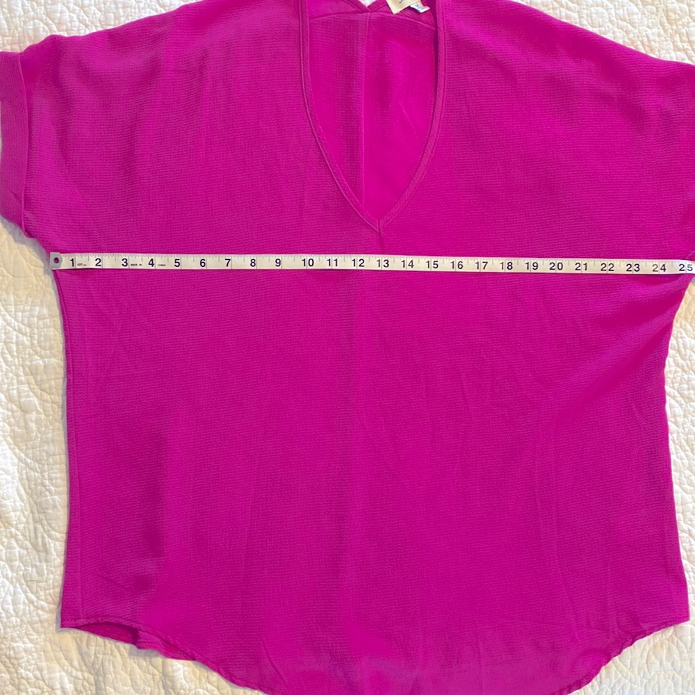 She + Sky hot pink drop shoulder blouse Medium - Picture 4 of 5